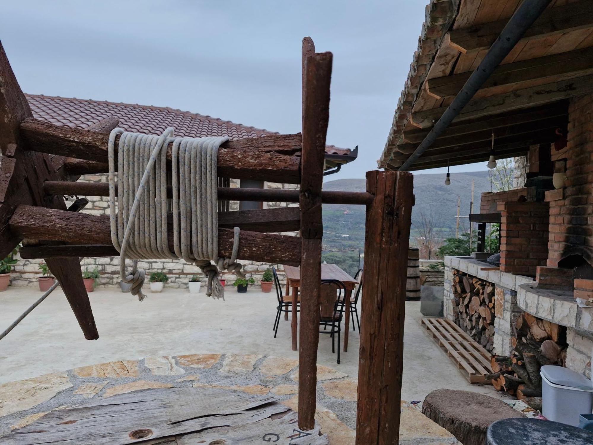 Villa Shpiragu Village Experience Berat Zewnętrze zdjęcie